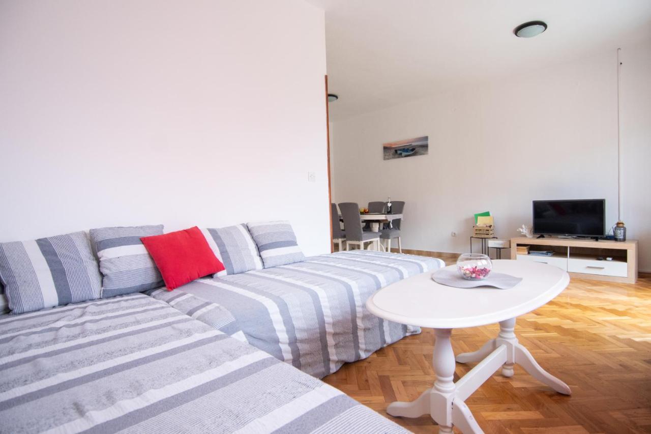 Apartmani Ivana Kastela Bagian luar foto