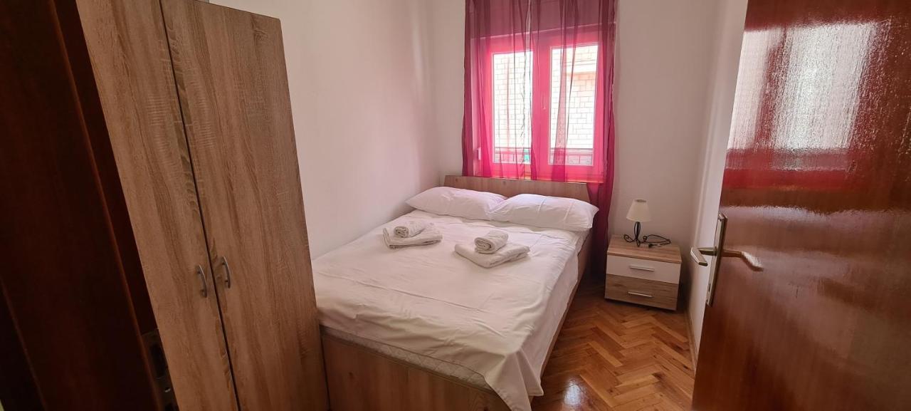 Apartmani Ivana Kastela Bagian luar foto